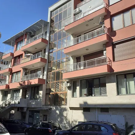 Апартамент Люкс * Nesebar